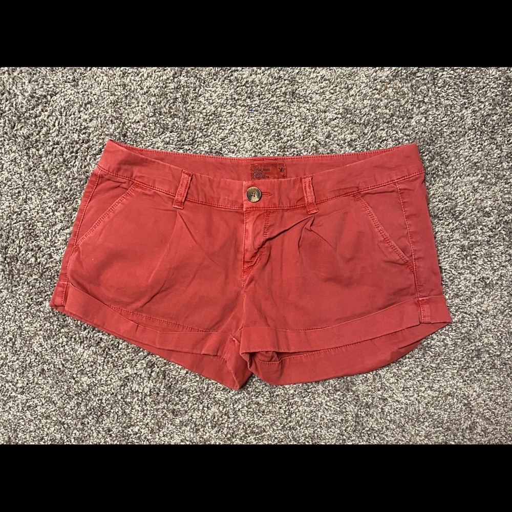 Shortie AE shorts